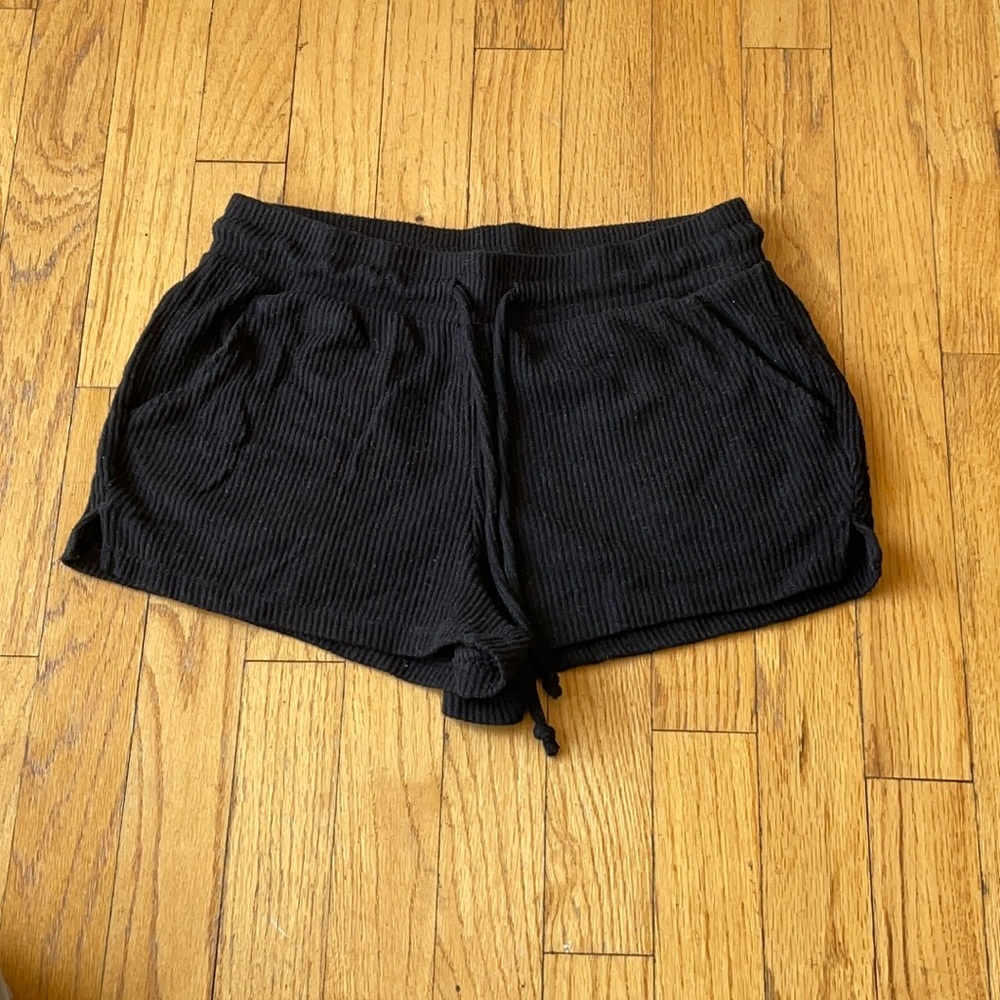 Ribbed Drawstring Shorts with Pockets